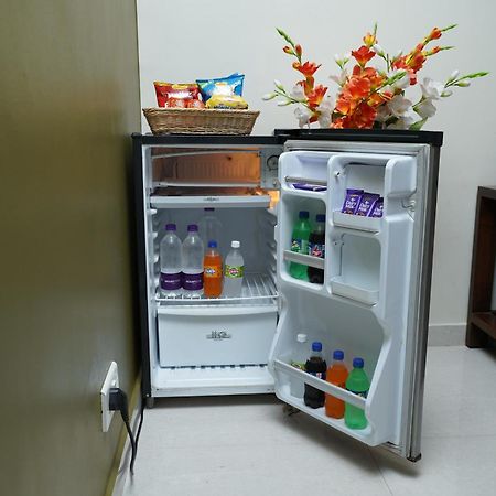 Hotel Metropolis Hubballi-Dharwar Zewnętrze zdjęcie