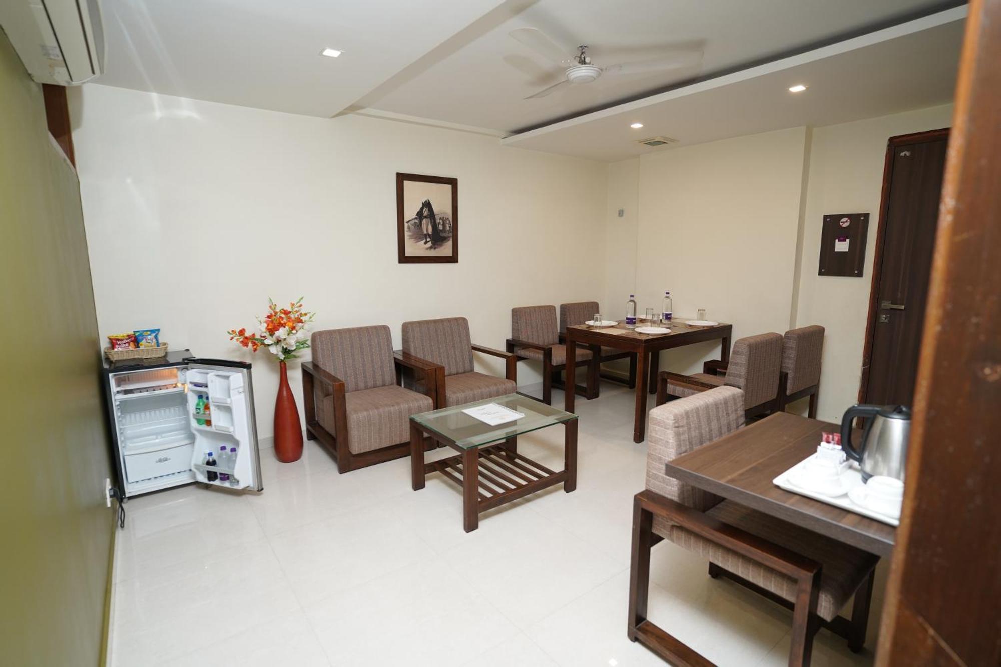 Hotel Metropolis Hubballi-Dharwar Zewnętrze zdjęcie